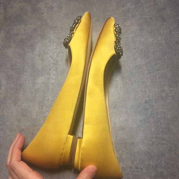 MANOLO BLAHNIK HANGISI FLATS - Picture 6 of 9